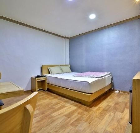 Daegu Bisan-Dong Villa Motel מראה חיצוני תמונה