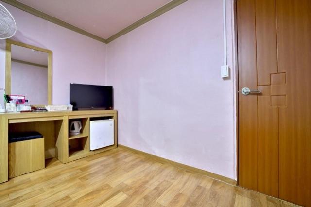 Daegu Bisan-Dong Villa Motel חדר תמונה