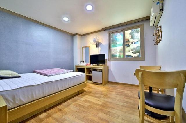 Daegu Bisan-Dong Villa Motel חדר תמונה
